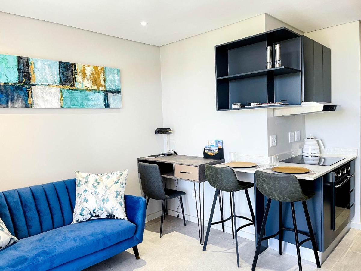 Apartment Glorystar 2six2 Florida Road Durban