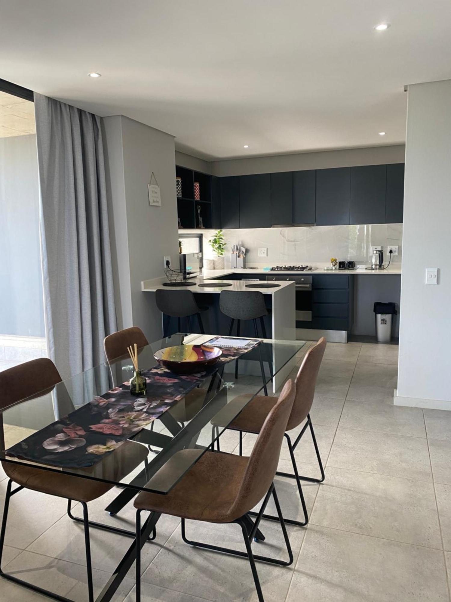 Apartment Glorystar 2six2 Florida Road