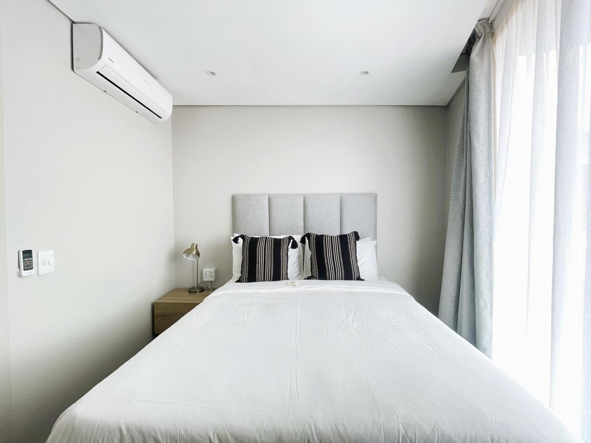 Apartment Glorystar 2six2 Florida Road Durban