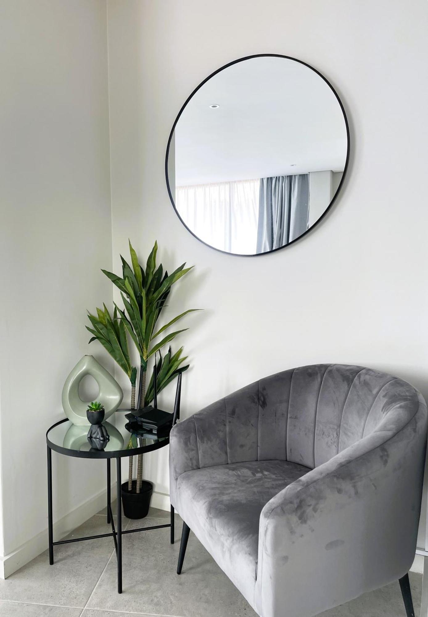 Glorystar 2six2 Florida Road Apartment *